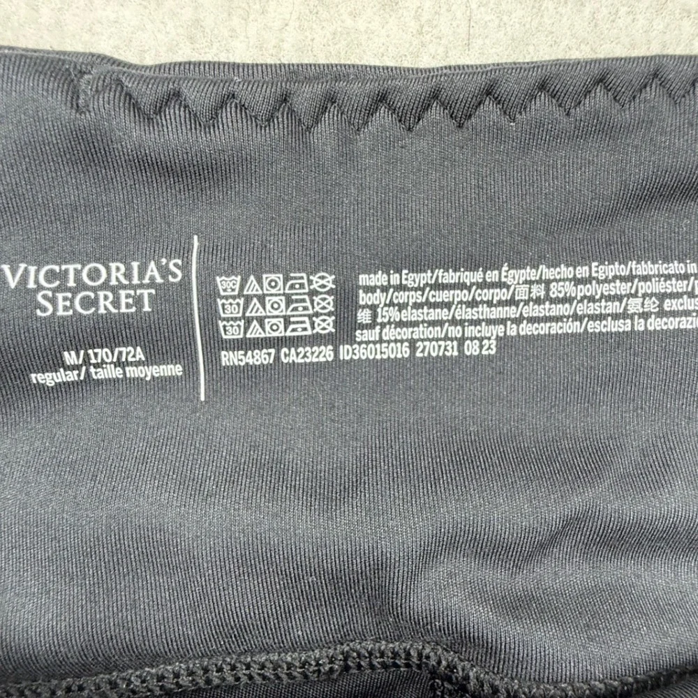 Victoria's Secret Sport Essential Legging Black Medium Side Pockets casual - Picture 4 of 9